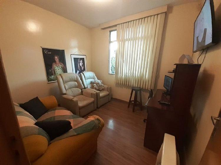 Casa com 3 Quartos à Venda, 120 m² por R$ 580.000 COD.