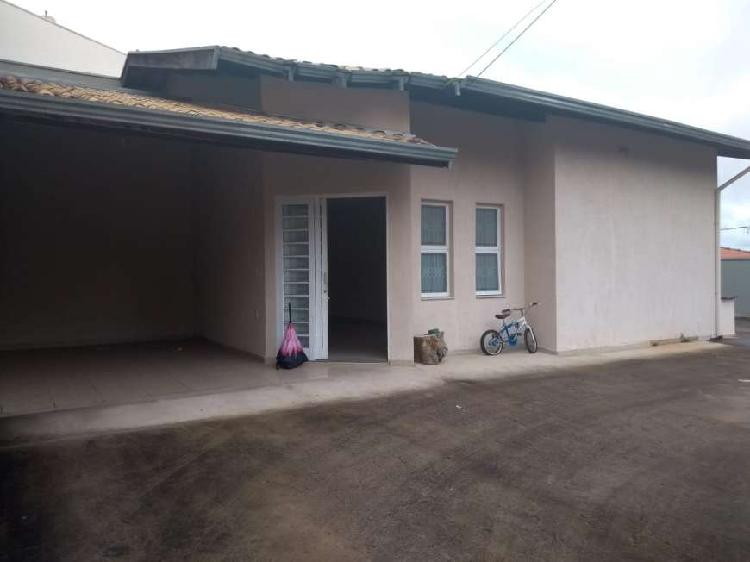 Casa com 3 Quartos à Venda, 130 m² por R$ 550.000 COD.