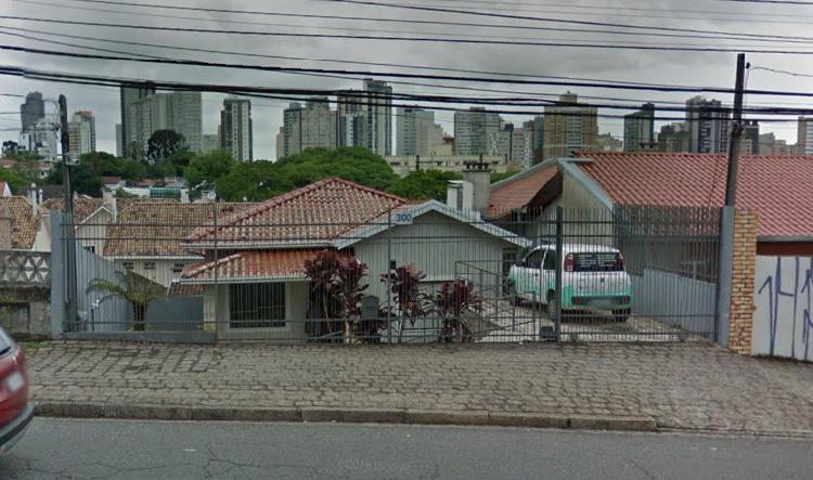 Casa com 3 Quartos à Venda, 136 m² por R$ 720.000 COD.