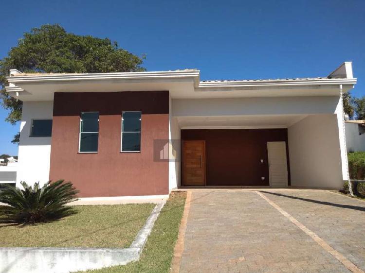 Casa com 3 Quartos à Venda, 150 m² por R$ 375.000 COD. 324