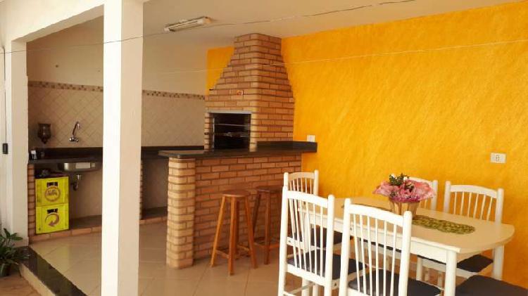 Casa com 3 Quartos à Venda, 175 m² por R$ 580.000 COD.