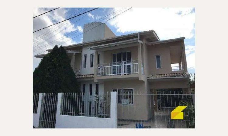 Casa com 3 Quartos à Venda, 360 m² por R$ 670.000 COD.