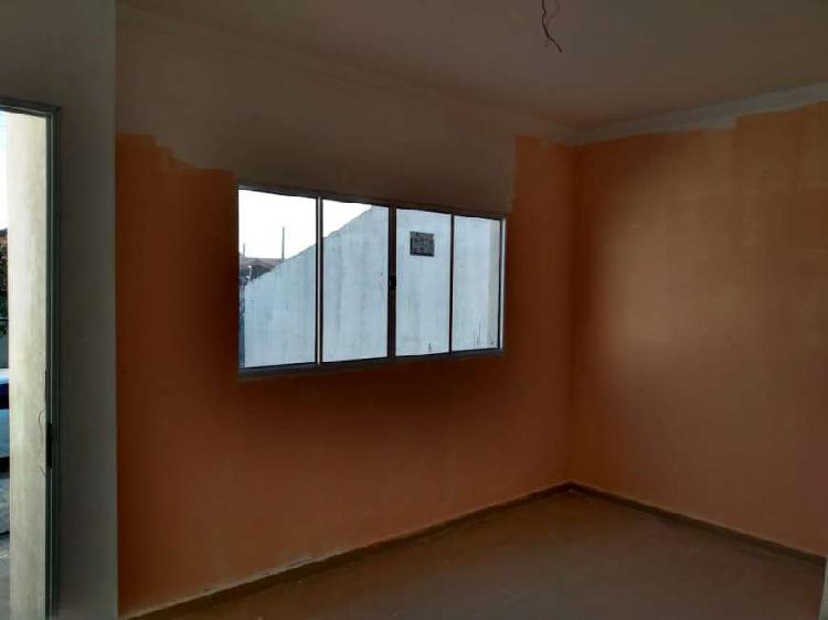 Casa com 3 Quartos à Venda, 75 m² por R$ 215.000 COD.