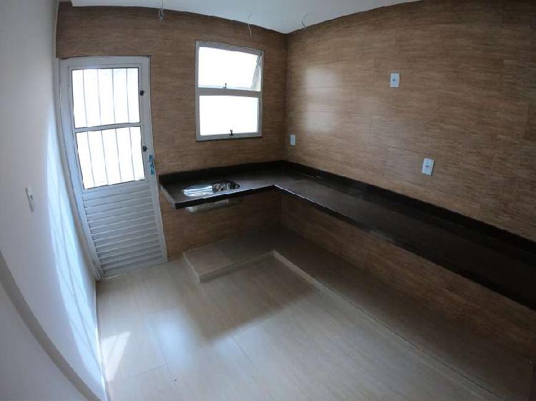 Casa com 3 Quartos à Venda, 80 m² por R$ 200.000 COD.