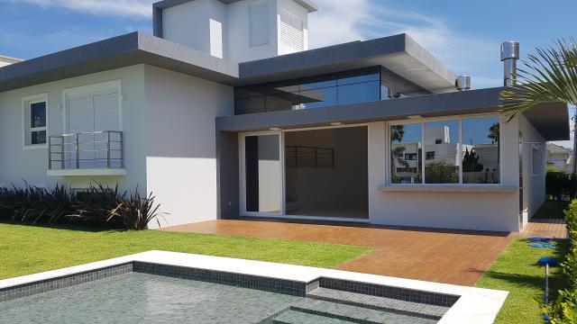 Casa com 4 Quartos à Venda, 449 m² por R$ 4.900.000 COD.
