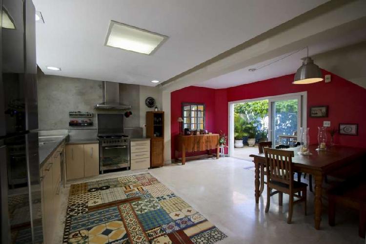 Casa de Condomínio com 2 Quartos à Venda, 95 m² por R$