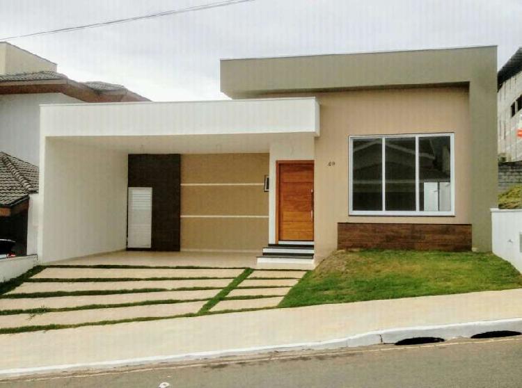 Casa de Condomínio com 3 Quartos à Venda, 175 m² por R$