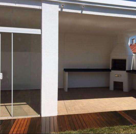 Casa de Condomínio com 3 Quartos à Venda, 374 m² por R$