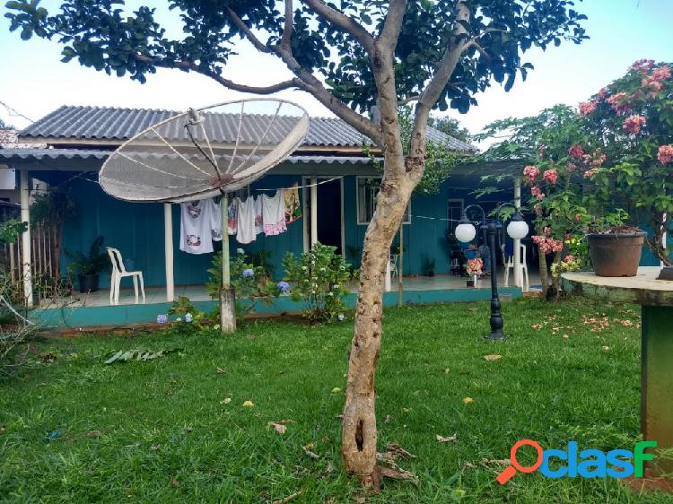 Casa na avenida parana centro por 170.000,00 - Casa a Venda