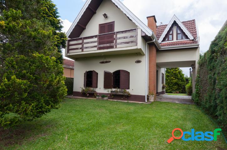 Casa no bairro Serra Azul.