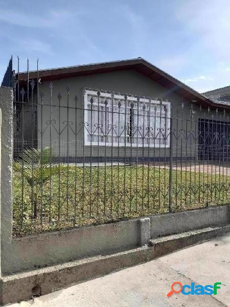 Excelente casa terrea em localização privilegiada