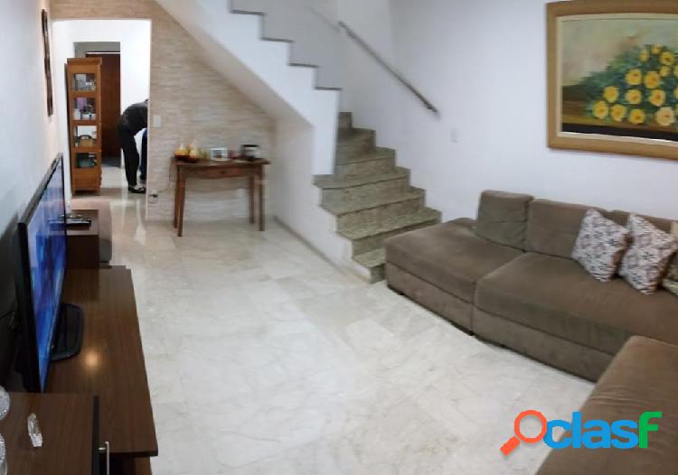 SOBRADO 141m² CONDOMÍNIO DE FATO- VL. MEDEIROS - Casa em