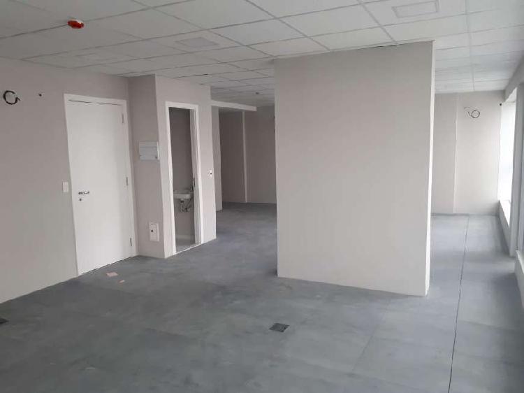 Sala Comercial para Alugar, 70 m² por R$ 2.800/Mês COD.