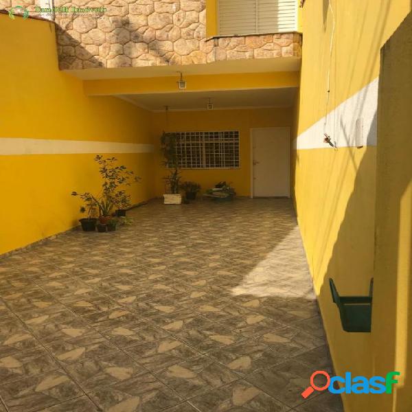 Sobrado, 3 dormitórios - Jardim Bela Vista