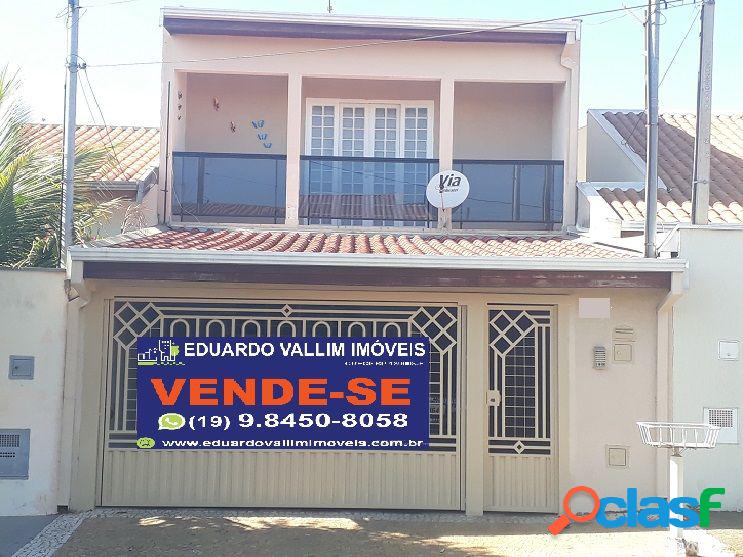 Sobrado a Venda no bairro Parque Residencial Jaguari -