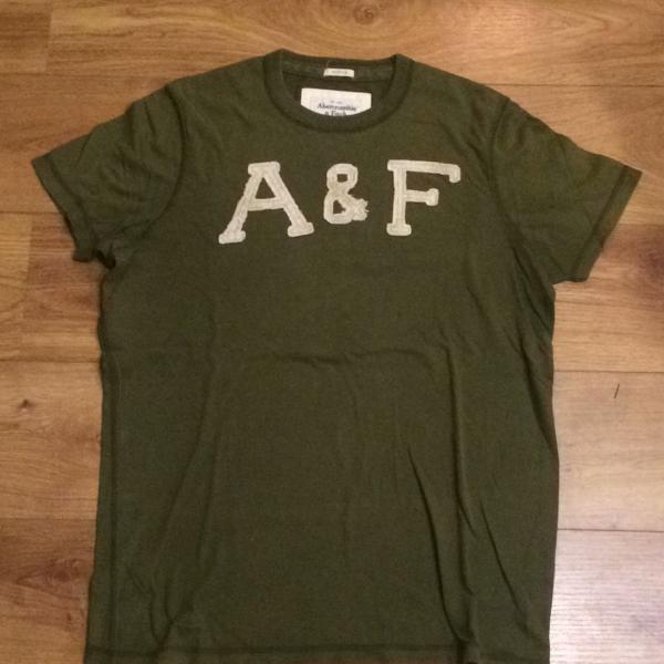 camiseta abercrombie e fitch verde - tam gg