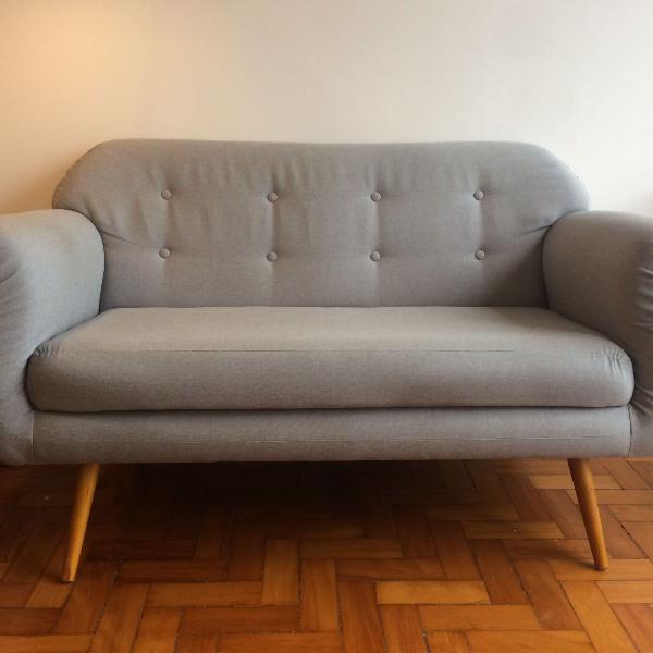 lindo sofá 2 lugares