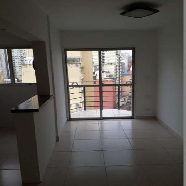 Apartamento com 1 Quarto à Venda, 32 m² por R$ 315.000