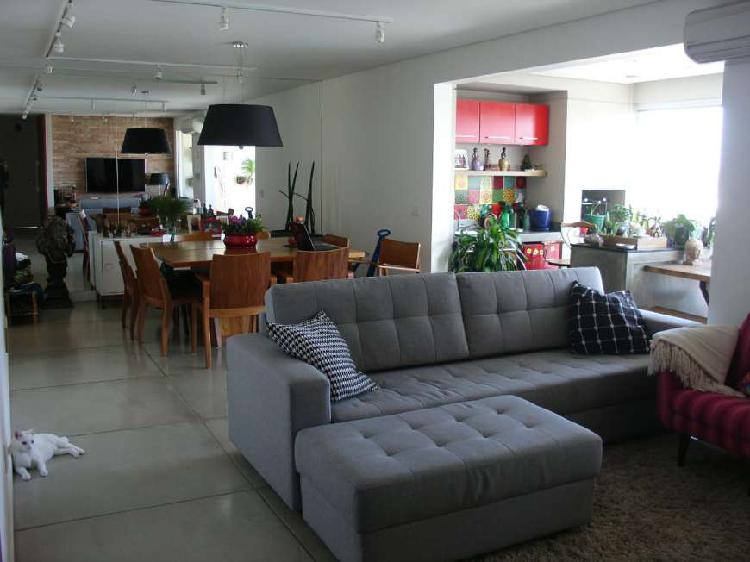 Apartamento com 3 Quartos à Venda, 125 m² por R$ 1.250.000