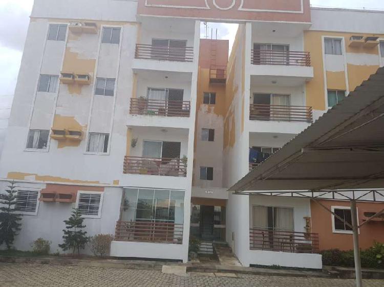 Apartamento com 3 Quartos para Alugar, 69 m² por R$