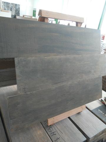 Porcelanato regua 25x103 amadeirado