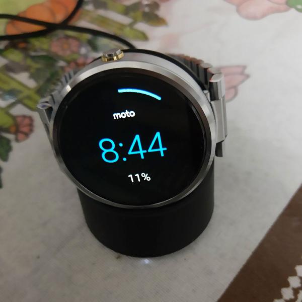 Relógio Moto 360 1 geração