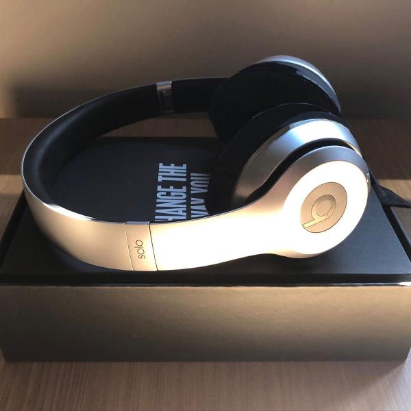 beats solo 2 wireless