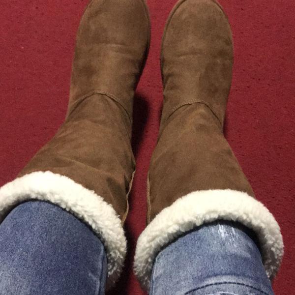 bota estilo ugg