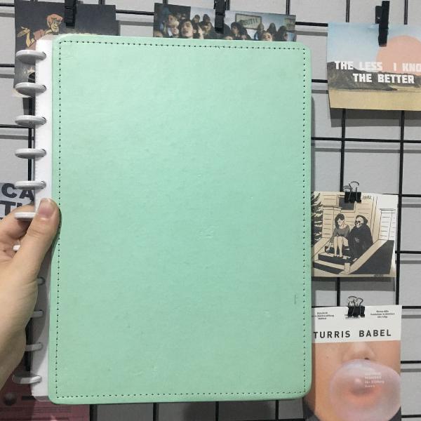 caderno inteligente verde pastel
