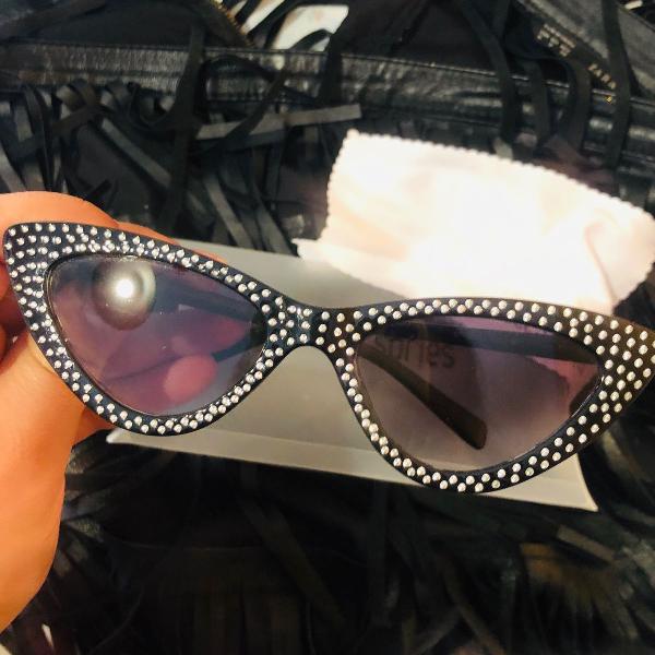 culos modelo vintage, super estiloso