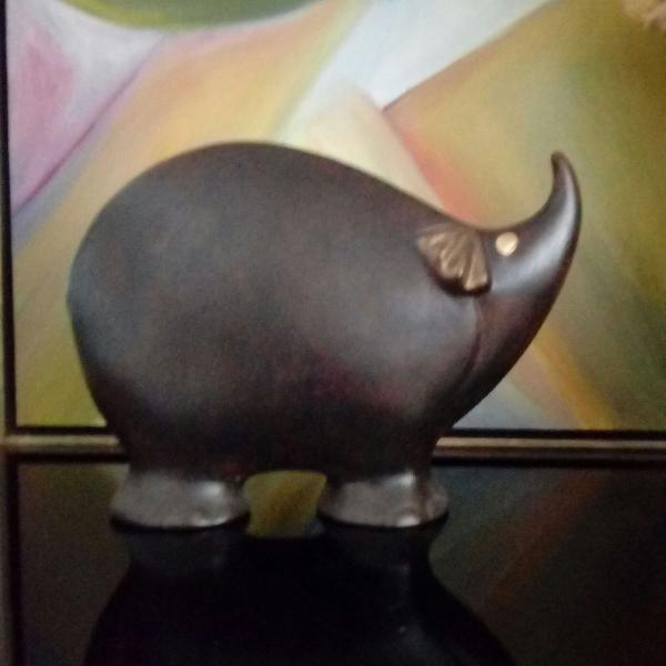 elefante Marrom Café / símbolo da sorte