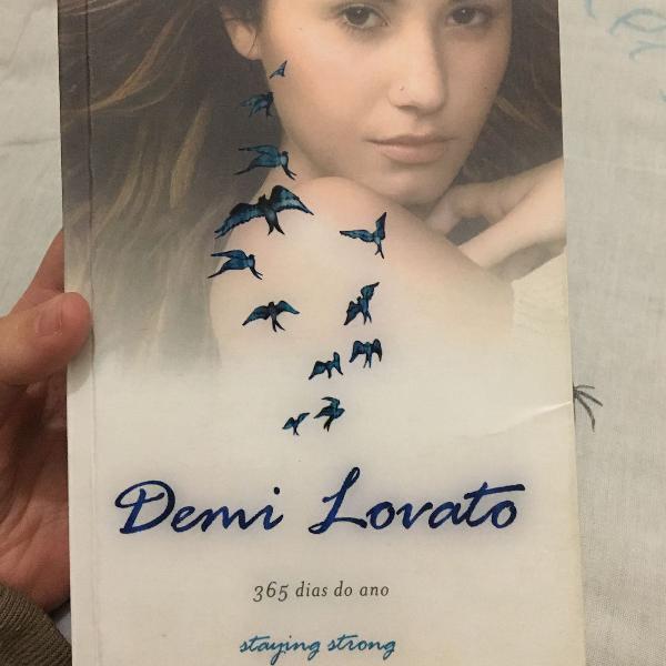livro demi lovato: staying strong