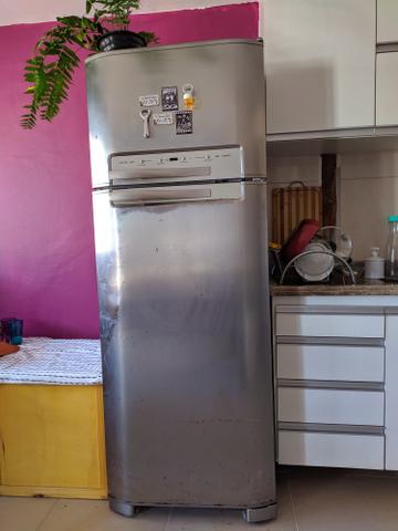 Geladeira Electrolux Frost Free DF48X