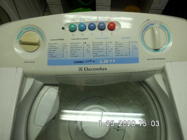 Maquina de Lavar roupas Eletrolux