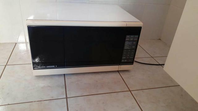Micro-ondas Sharp