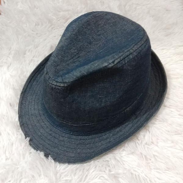 chapéu fedora jeans