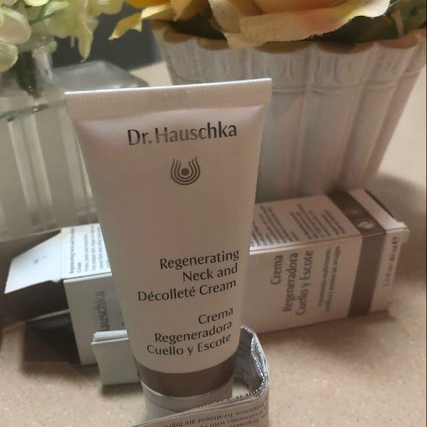 creme dr. hauschka para pescoço e decote