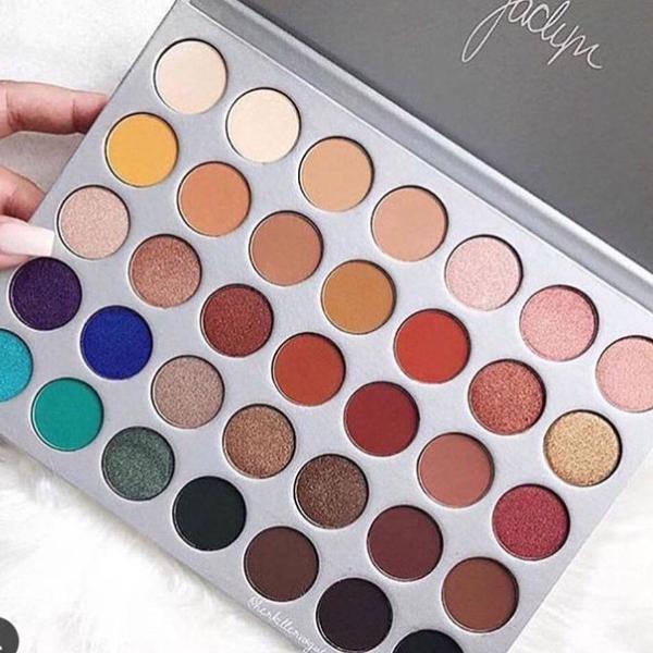 paleta morphe jaclyn hill