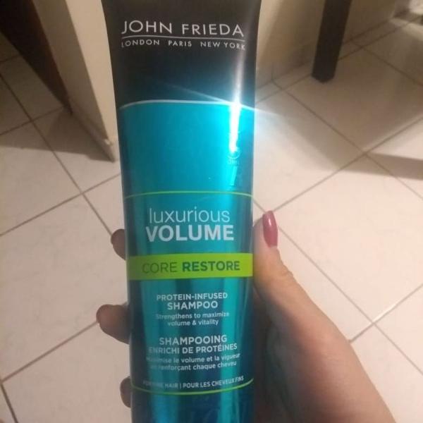 shampoo john frieda luxurious volume