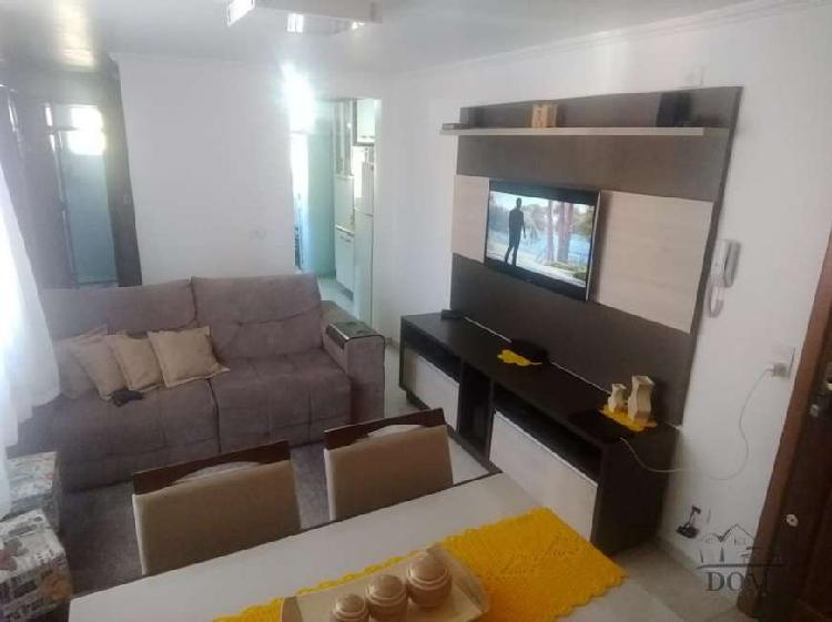 Apartamento com 2 Quartos à Venda, 55 m² por R$ 200.000