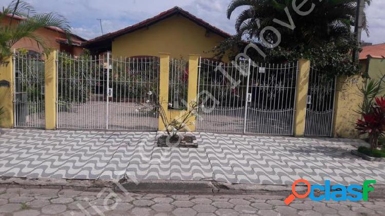 Casa com 2 dorms em Mongaguá - FLORIDA MIRIM por 180.000,00