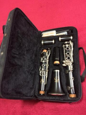 Clarinete Eagle