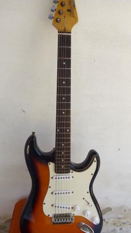 Guitarra Memphis Mg22