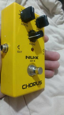 Nux Chorus CH3 e Landscape Compressor Sustainer