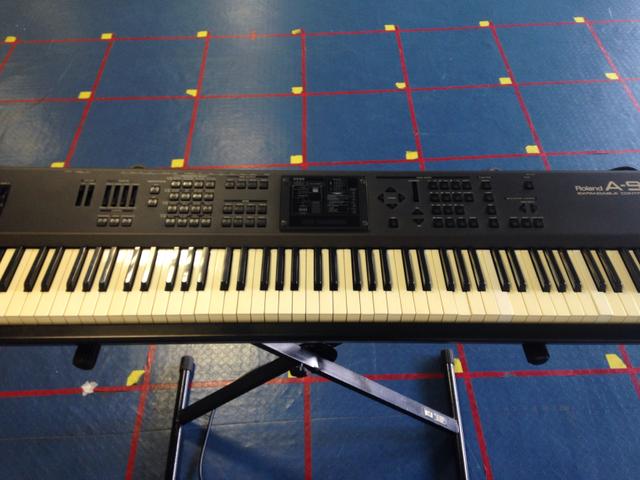 Teclado Roland A-90