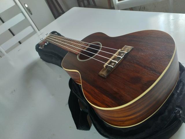 Ukulele concert shelby mogno com bag