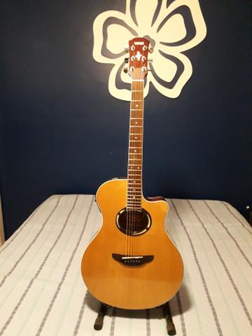 Violão Yamaha APX 500