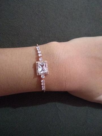 Brincos e Pulseiras