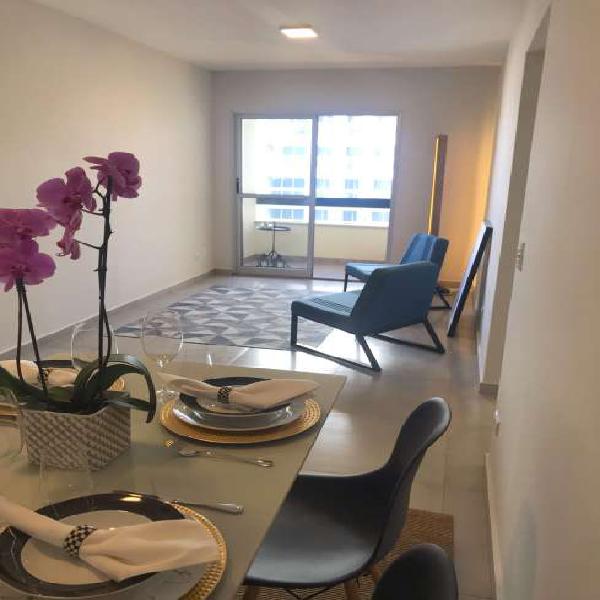 Apartamento com 3 Quartos à Venda, 70 m² por R$ 408.000