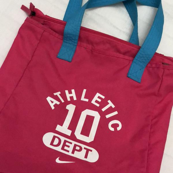 bolsa esportiva nike pink